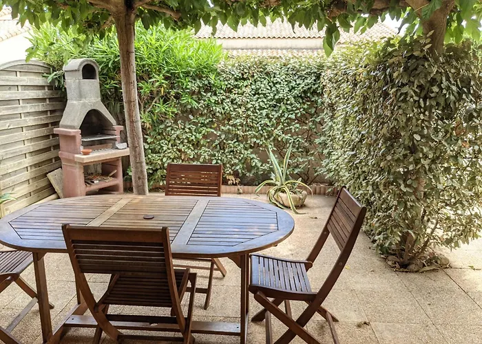 Belle Climatisee T3 Avec Mezzanine, Jardin Arbore, Garage Et A 900m De La Plage, 6/7 Personnes - Fr-1-797-36 别墅
